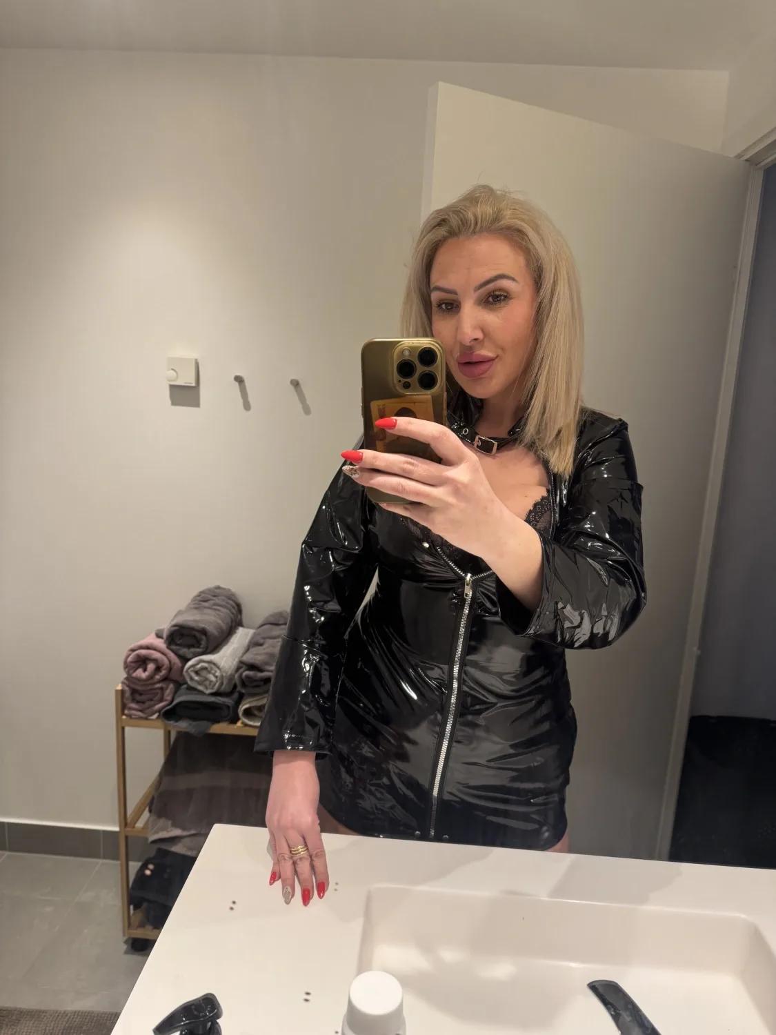 Queen of the best blow AMAGER CENTER - København S – billede 8