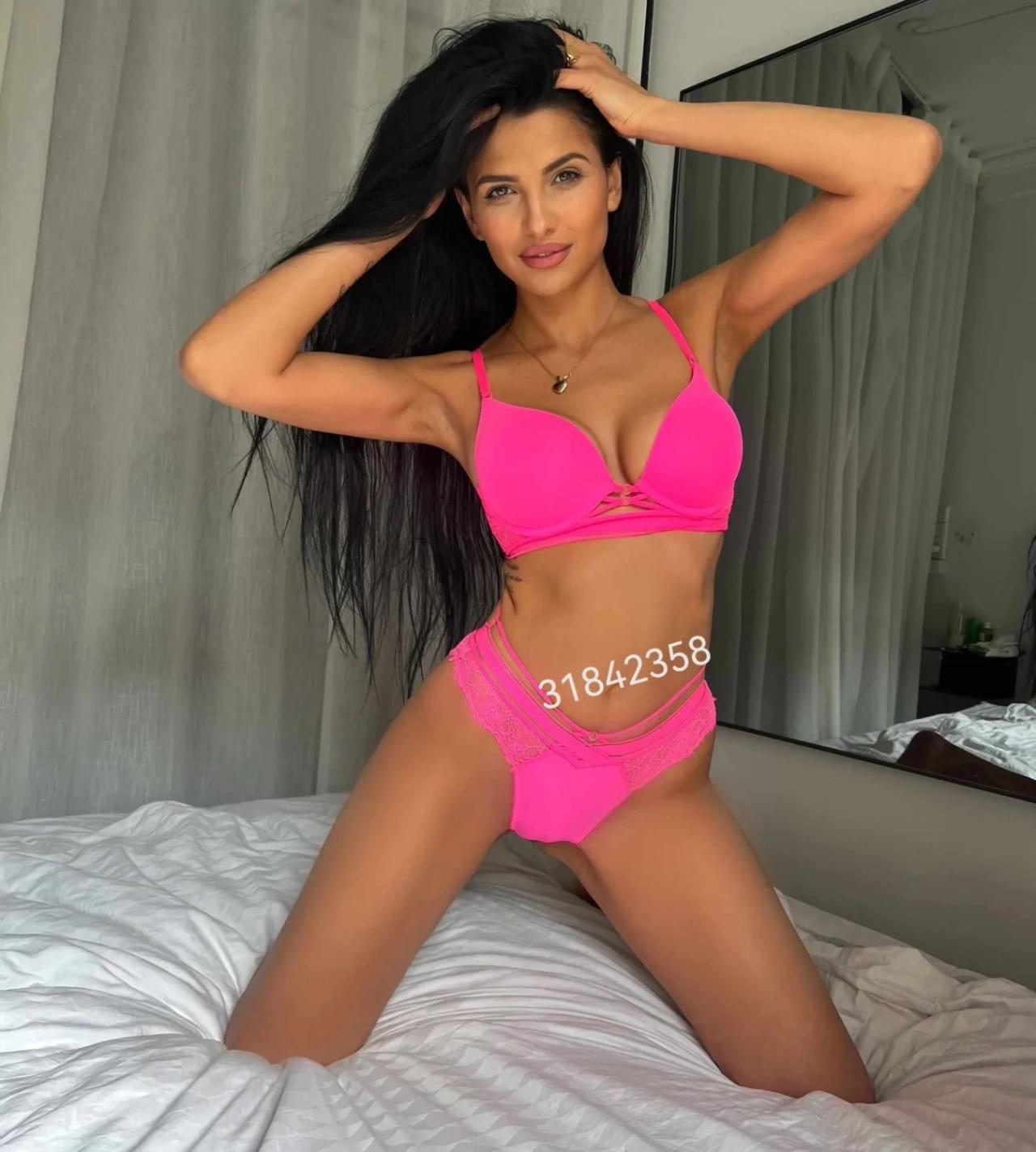 back in CPH ️ I do duo with my sister Arabic girl ️ ️ ️ - Brønshøj – Brønshøj