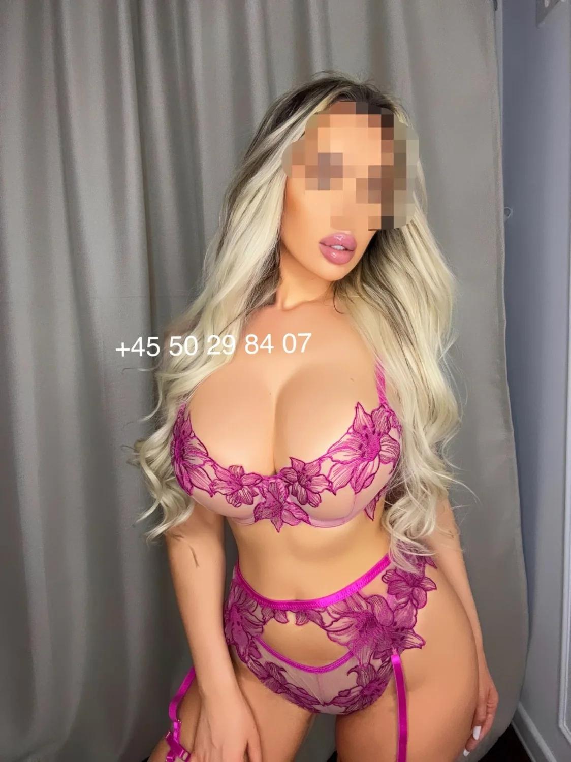 Italian Blondine Incall and Outcall Best GFE and B2B massage - København S – billede 11