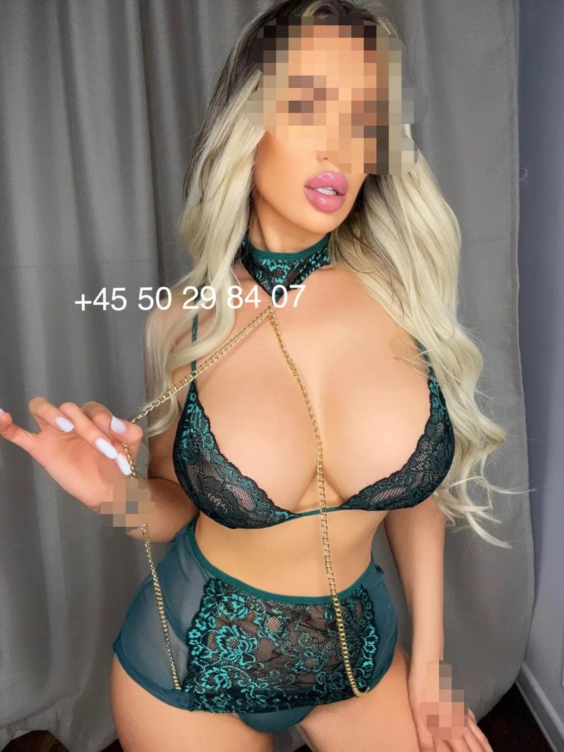 Italian Blondine Incall and Outcall Best GFE and B2B massage - København S – billede 23